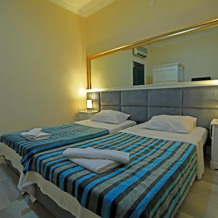 Skylife Hotell 4*