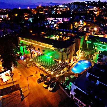 Skylife Hotell 4*