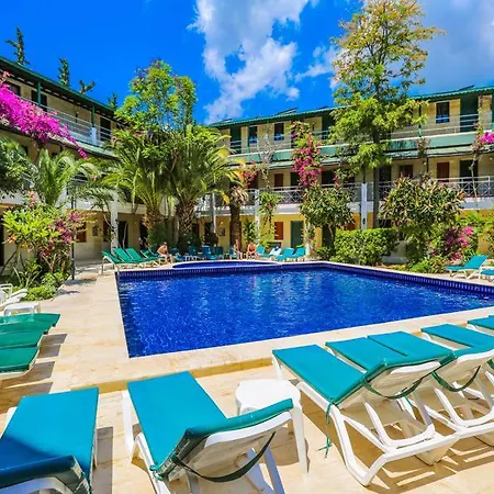 Skylife ホテル 4*